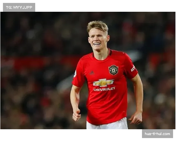 贝希奇伤缺阵容调整，墨尔本城历史性启用年轻球员